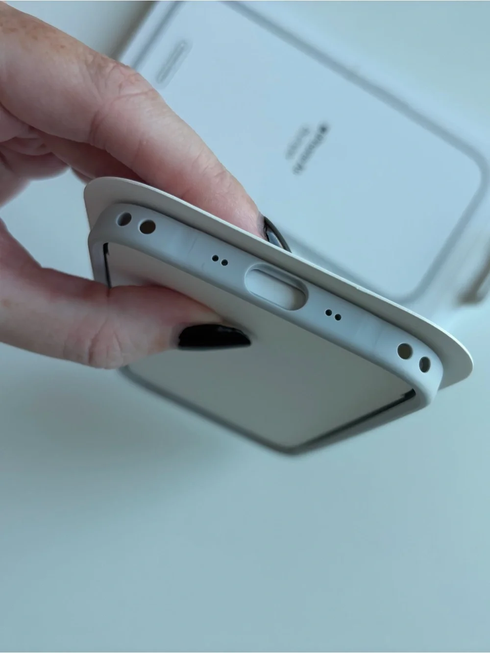 NEW Apple iPhone 17 Air Bumper - Light Gray